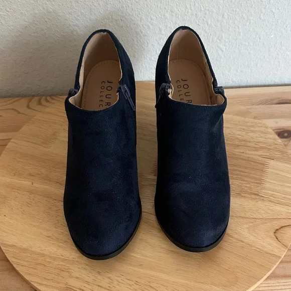Journee Collection Womens Sanzi Kitten Heel Booties 6 navy - Picture 1 of 5